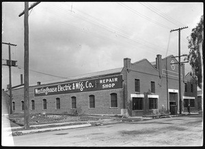 Exterior view of the Repair Shop of Westinghouse Electric and Manufacturing Company, 1900