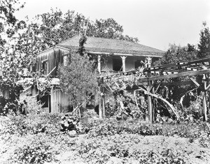 Exterior view of the adobe home of Miguel Leonis in Calabasas, California, 1915
