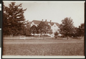 Exterior view of the Oregon State Blind School in Salem