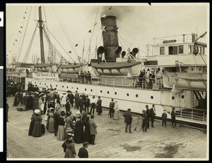 S.S. Ohio at dock before the Los Angeles Chamber of Commerce's voyage to Hawaii, San Pedro, 1907