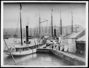 Shipping at Honolulu harbor, ca.1907-1910