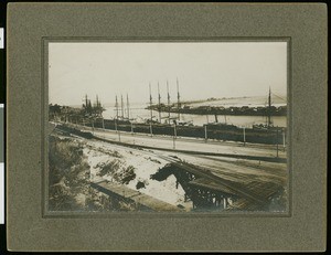 Entrance to San Pedro Harbor with Terminal Island in the distance, 1906