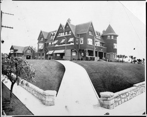 Exterior view of the Van Nuys mansion in downtown Los Angeles, ca.1904