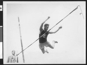 Lee Barnes, 1924 Olympics pole vault champion, 1924