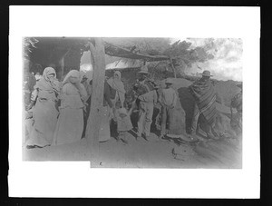 Native Mexicans and adobe oven, ca.1884