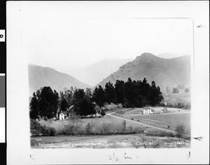 Panoramic view of the San Pasqual Valley with two farmhouses, San Diego, ca.1900