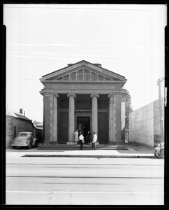 Exterior view of the Barlow Medical Library, Los Angeles, 1940