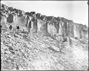 Puye cave dwellings (or Santa Clara ruins?), New Mexico, ca.1900