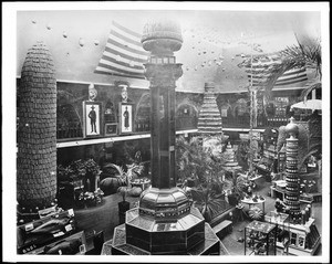 View of the exhibit room from the balcony, Los Angeles Chamber of Commerce building, 1902