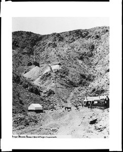 View of the Orange Blossom annex and mining camp, 1880-1920