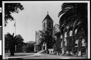 Exterior view of the Old College at the University of Southern California