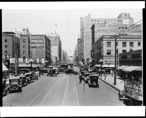 View of Hill Street looking north from 9th Street, ca.1924