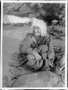 Old Yokut Indian woman, Tule River Reservation near Porterville, ca.1900