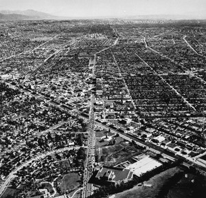 Aerial view of Beverly Hills looking east, pre 1953