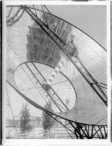 Solar motor near Phoenix, Arizona, showing detail of boiler where 2000 mirrors focus on sun's rays, ca.1903