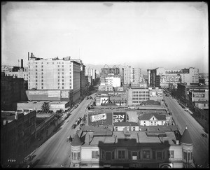 View of Spring Street and Main Street looking north from Ninth Street, ca.1915