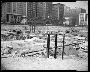 View of the construction of the City Garage in Pershing Square, Los Angeles, 1951