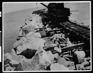 Construction of the San Pedro breakwater, ca.1900