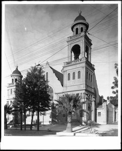 Exterior view of the First Methodist Episcopal (M.E.) Church in Redlands, ca.1900