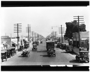 View of the intersection of Whittier Boulevard and Ocean View Avenue, showing a cargo truck, ca.1924