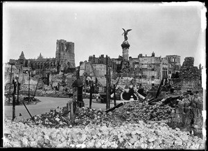 Ruins of the City of Reims, France, including the cathedral, ca.1919