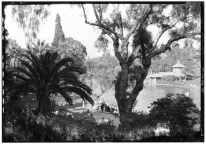 Hollenbeck Park lake and boat house