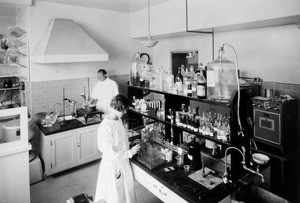 Interior view of Laboratory 5-E, Unit Number Two at the Los Angeles County General Hospital, ca.1925