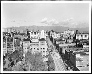 View of Hill Street, looking north from 6th Street, Los Angeles, ca.1913