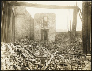 San Francisco earthquake damage, showing the ruins of the vaults in Continental Insurance Company, 1906