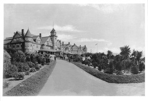 Redondo Hotel and gardens, ca.1900