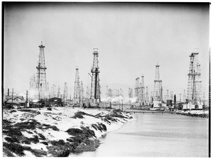 Venice oil field, looking north from the Venice Pier, 1931