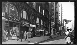 View of Seventh Street looking west from Bullock's Department Store