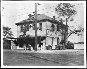 "City garden" (name?) general store at Eighth Street and San Pedro, ca.1923