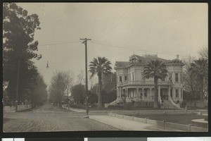 Victorian-style house on Residence Street in Woodland, 1900-1940