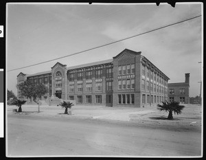 Exterior view of Boyle Heights Intermediate School (Hollenbeck Junior High School)