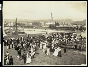 Los Angeles Chamber of Commerce bidding farewell to Honolulu, Hawaii, 1907
