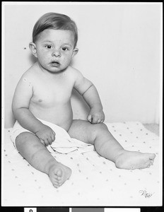 A portrait of Xaviar Poag Killingsworth, with fifteen months of age, at the Mothers Educational Center, 1927