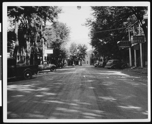 View of an unidentified street in Weaverville, 1936