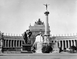 View of the Panama Pacific International Exposition Grounds in San Francisco, 1915