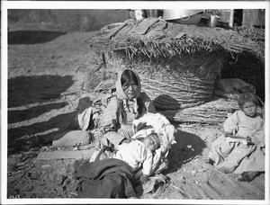 Chemehuevi Indian mother holding her baby, ca.1900