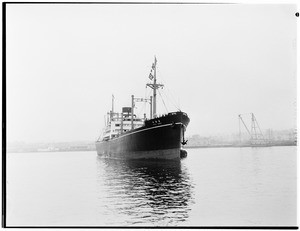 Steamship Tokai Maru in Los Angeles Harbor