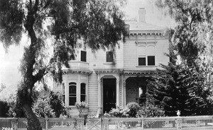 Exterior view of the Sam (or Maurice?) Hellmann residence on Fourth Street between Main Street and Spring Street, Los Angeles, ca.1885