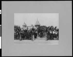 Exterior of the Villa Brunner, residence of Behlow, in Alhambra, 1910