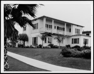 Exterior of a large two-story house in Los Angeles, ca.1900