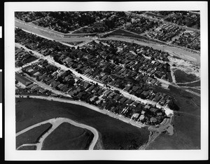 Aerial view of flooded area of Arroyo Seco at Avenue 43, 1938