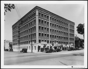 The President Apartments building near the Ingraham Manor, Los Angeles, ca.1928-1929