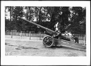 View of an American Expeditionary Force one hundred fifty-five millimeter artillery piece, ca.1915