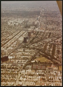 Aerial view of Wilshire Boulevard looking east from San Vicente, 1978
