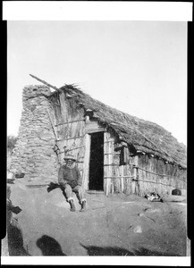 Exterior view of a Paiute Indian hut near Bishop in Inyo County, ca.1905