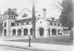 Exterior view of the Elks Club House, San Bernardino, ca.1907